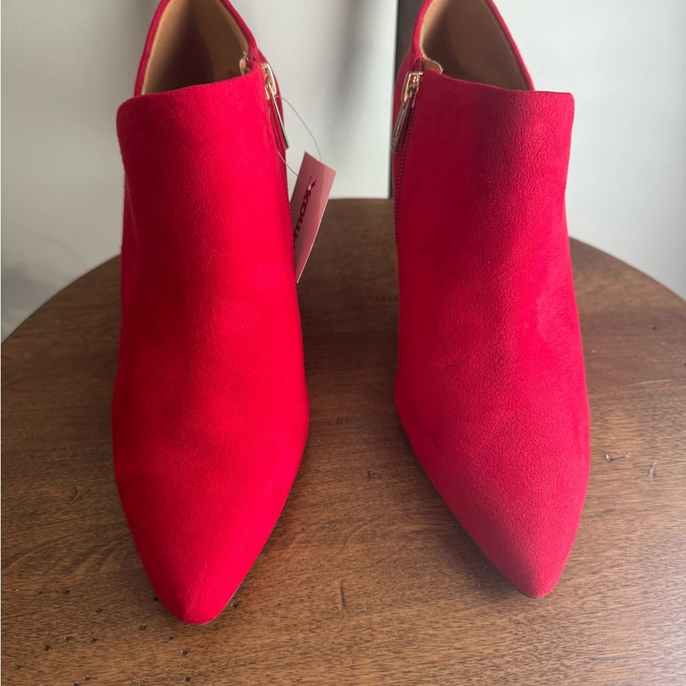Jessica Simpson Vibrant Red Ankle Booties